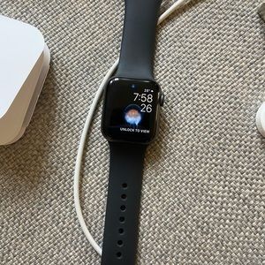 COPY - Apple Watch Series 4